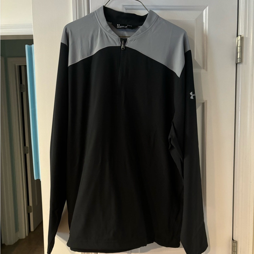 NWOT Under Armour long sleeve cage jacket. Size large